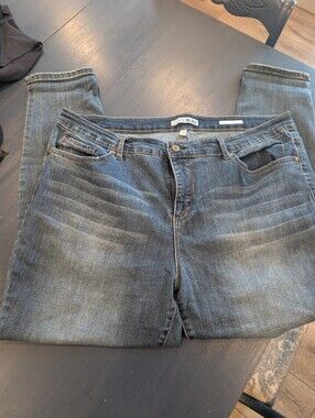 Code Bleu Jeans
